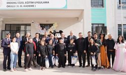 Erdemli'de Özel Eğitim Okulundan Engelliler Günü'ne Özel Program