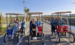 Kahramanmaraş'ta kız öğrenciler sağlık için pedal çevirdi