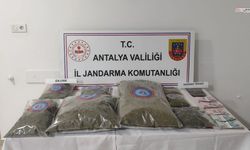İki İlçede Eş Zamanlı Operasyon: Çok Sayıda Yasaklı Madde Ele Geçirildi