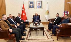 Vali makamında sendika ve dernek temsilcileri ağırlandı