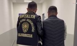 Kendini polis olarak tanıtan dolandırıcı yakalandı