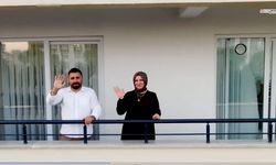 Bakan Kurum, 5 ayda tamamlanan konutları vatandaşlara teslim etti