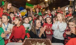 Yuvamız İzmir’de Yeni Yıl Neşesi