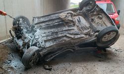 Araç Köprüden Düştü: 2 Ölü, 3 Yaralı