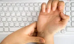 Bilgisayar başında uzun zaman geçirenler dikkat