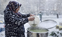 Soğuk Havaların Ardından Kahramanmaraş’ta Tirşik Kazanları Kuruldu