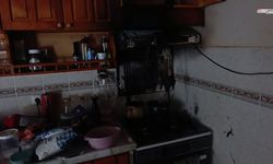 Unutulan fritöz apartmanda yangına neden oldu