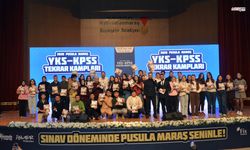 İlyas Güneş ve Nurtaç Kozak Kahramanmaraş’ta öğrencilerle buluştu