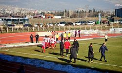 İstiklalspor Aliağa FK'yı 2-0 mağlup etti