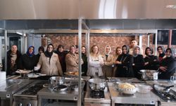 Kahramanmaraş’ta çullama tatlısı atölyesi: Geleneksel tarif usta şeften