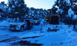 Kahramanmaraş’ta kar altında mahsur kalan aileye 14 saatte ulaşıldı