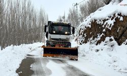 Kahramanmaraş’ta kırsalda ulaşım aksamasın diye yoğun mesai