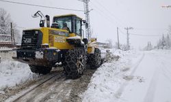 Kahramanmaraş’ta karla mücadele aralıksız sürüyor