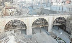 Kahramanmaraş'ta tarihi Kanlıdere Köprüsü restore ediliyor