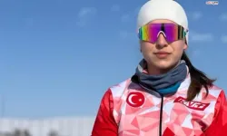 Milli Kayakçılara Bakan'dan Tebrik