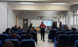 Jandarmadan öğrencilere siber suçlara karşı farkındalık eğitimi