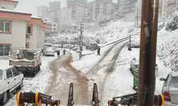 Onikişubat Belediyesi’nden kar yağışına karşı tam saha önlem