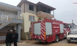 Manavgat'ta sobadan çıkan yangında 5 yaşındaki kız çocuğu yaralandı