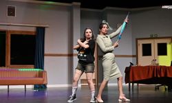 Ücretsiz tiyatro keyfi sürüyor: Kepez'de 2026 programı belli oldu