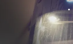 Trabzonspor'un takım otobüsüne taşlı saldırı!