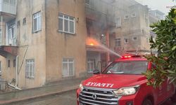 İkinci Katta Çıkan Yangın Paniğe Neden Oldu