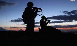 35 Terörist Teslim Oldu! Türkiye'nin Güçlü Mücadelesi Sürüyor