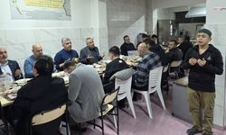 AK Parti İl Başkanı Gül Öğrencilerle İftarda Buluştu