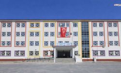 Albayrak İlkokulu–Ortaokulu Türkoğlu’nda Eğitime Kapılarını Açıyor