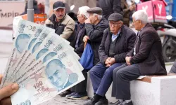 Bu vatandaşlar emekli bayram ikramiyesi alamayacak!