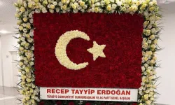 Cumhurbaşkanı Erdoğan'dan kuruluşa özel MHP'ye 57 gül