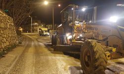 Kahramanmaraş Büyükşehir Belediyesi, yağışların tahribatını gideriyor