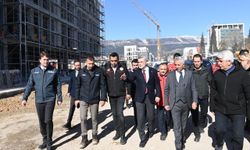 Vali Ünlüer ve Başkan Görgel kentsel dönüşüm çalışmalarını yerinde inceledi