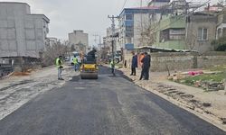 Kahramanmaraş’ta Sıcak Asfalt Mesaisi Sürüyor