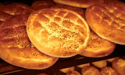 Migros Ramazan pidesini bedava vermeye başladı!