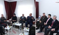 Vali Ünlüer’den Şehit Emre Altıok’un Ailesine Taziye