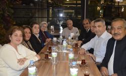 Sanatçı Cemile Sönmez, Eski Sıraları 30 Yıl Sonra Yeniden Birleştirdi