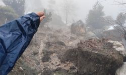 Köşürge Köyü'nde Sağanak Yağış Kayaları Evin Üzerine Yuvarladı