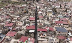 Onikişubat ve Dulkadiroğlu’nda sıcak asfalt çalışmaları başladı