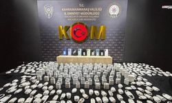 KOM Ekiplerinden Operasyon: 11 Bin 400 Makaron