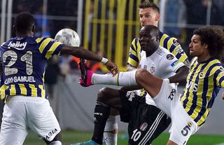 Beşiktaş - Fenerbahçe derbisinde sarı-lacivertli taraftarlar da yer alacak