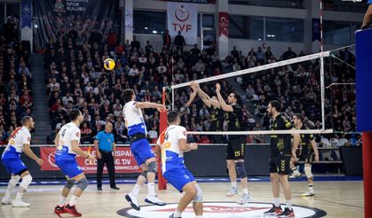 Zirve Maçında Nefesler Tutuldu