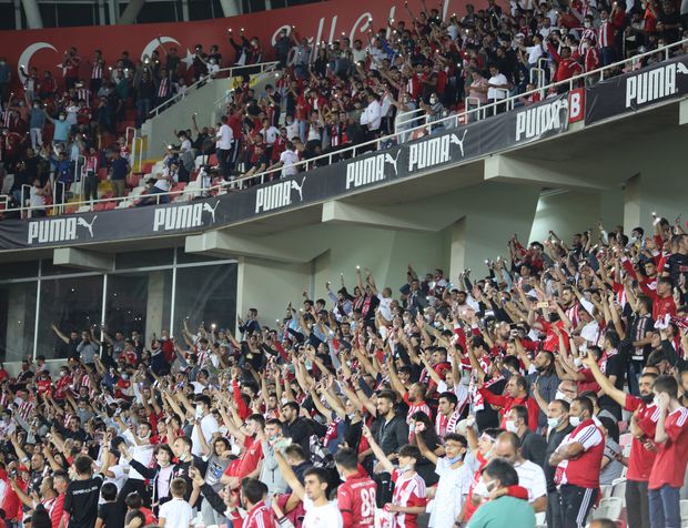 Sivasspor - Galatasaray maçının biletleri satışa çıktı