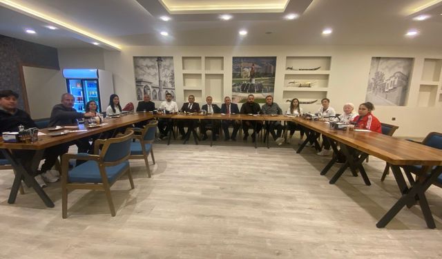 Kahramanmaraş’ta Goalball Milli Takımı moral yemeğinde bir araya geldi