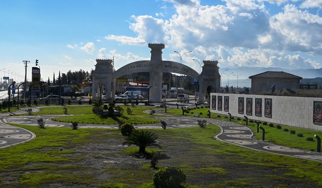 Türkoğlu ilçesine şehitlik anıtı