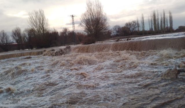 Kahramanmaraş'ta kritik durum: 5 mahalleye sel uyarısı