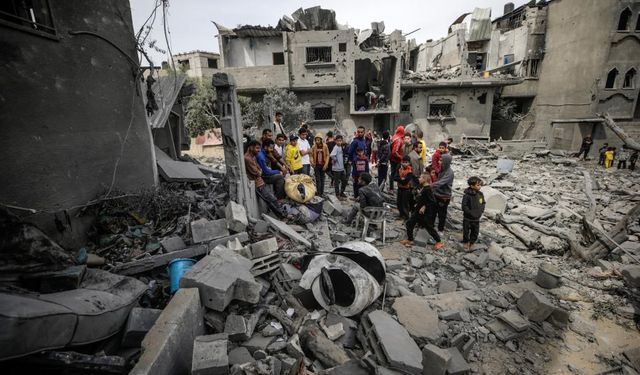 İsrail’den Gazze’deki 3 noktaya saldırı