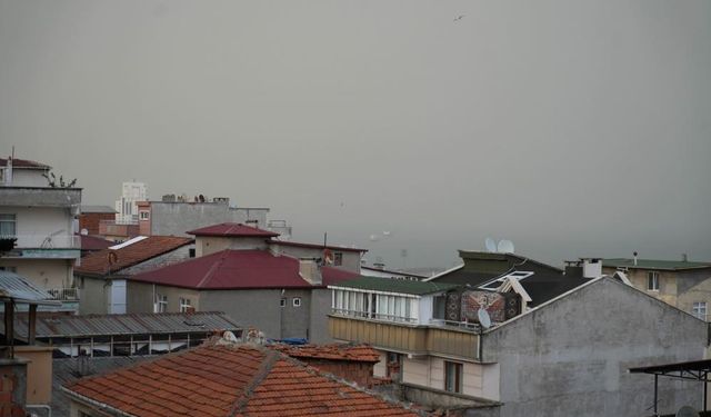Samsun'da hava kalitesi düştü, çamur yağdı