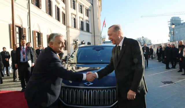 Cumhurbaşkanı Erdoğan, Macaristan Başbakanı Orban'a Togg hediye etti