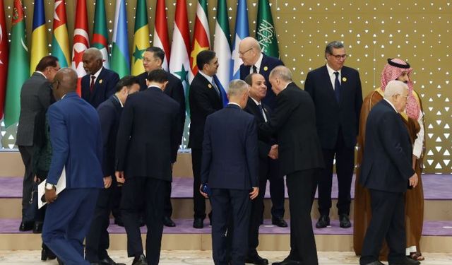 Erdoğan, Riyad’da liderlerle aile fotoğrafı çektirdi