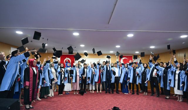 Mezuniyet Coşkusu Afşin'de Yaşandı